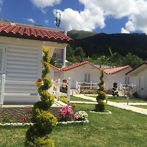 https://vela-e-bardhe.albaniahotels.org
